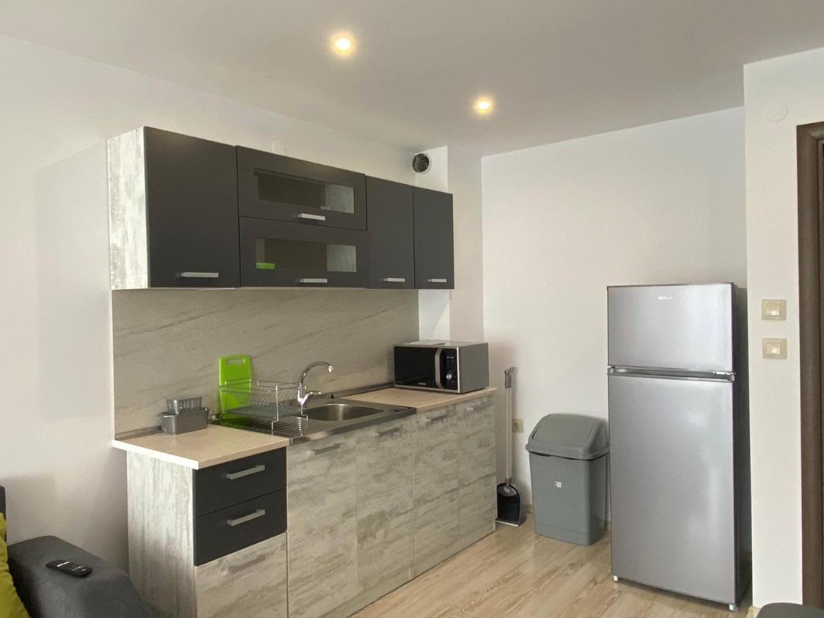 Paradiso 'в' 402 Private Apartment